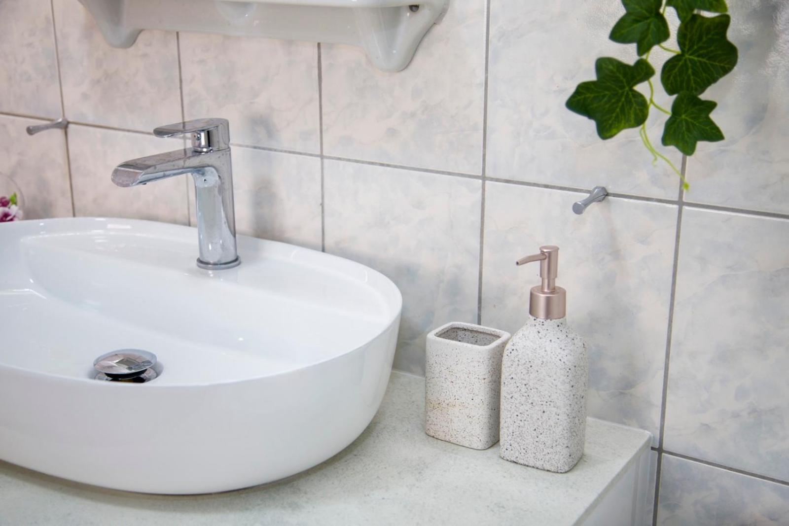 Apartman Puente Viejo โมสตาร์ ภายนอก รูปภาพ
