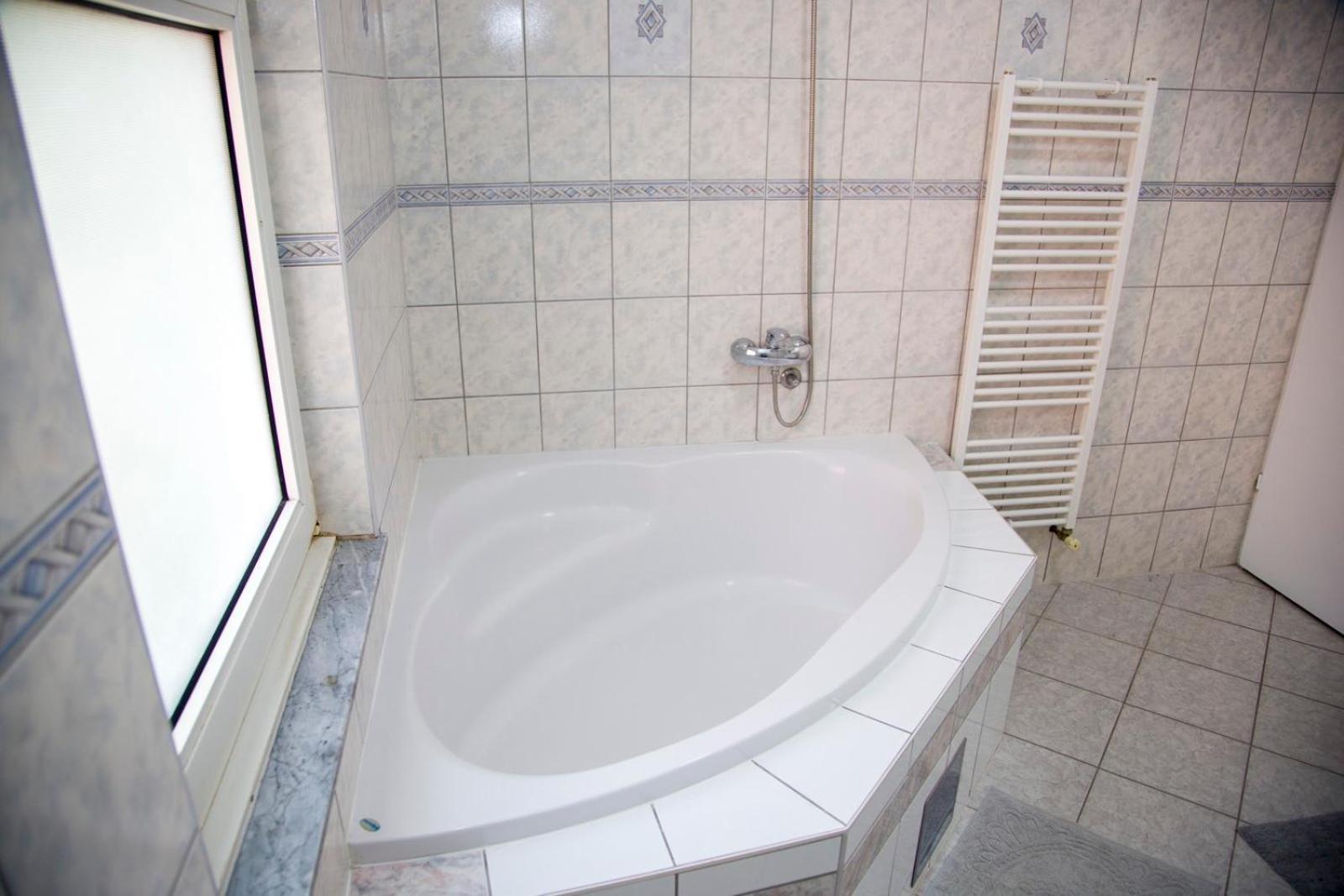 Apartman Puente Viejo โมสตาร์ ภายนอก รูปภาพ